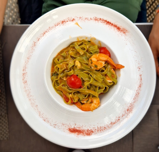 Opinii despre Bloom Restaurant în Brașov - Gastronomie și ospitalitate