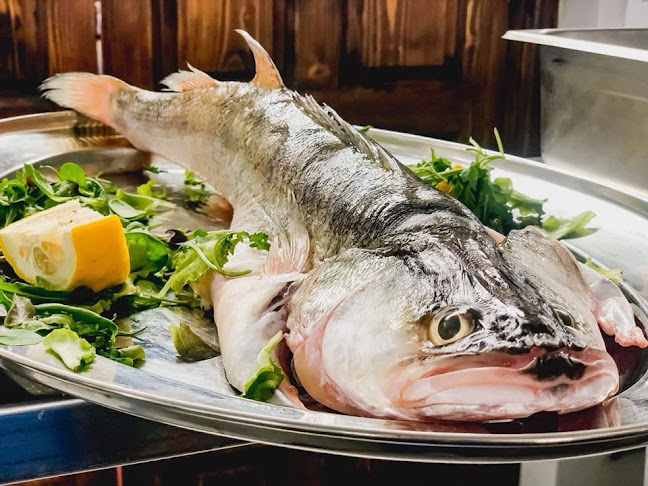 Opinii despre Blue Acqua Restaurant - Faleza Mamaia în Constanța - Gastronomie și ospitalitate