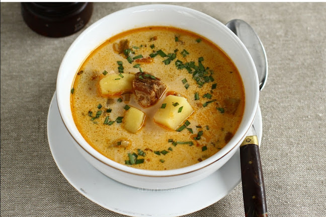 Opinii despre Mini Cantină în Hunedoara - Gastronomie și ospitalitate