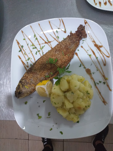 Nefertiti - Gastronomie și ospitalitate