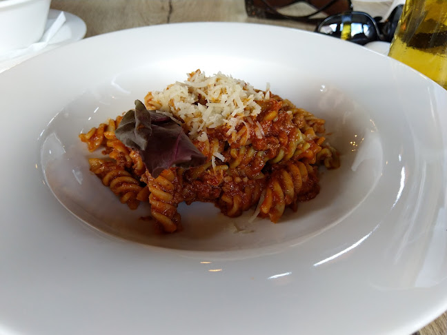 Opinii despre The Dome în Satu Mare - Gastronomie și ospitalitate