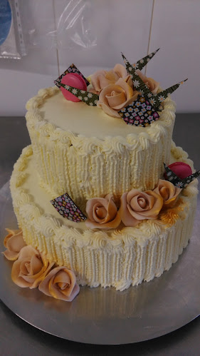 Opinii despre Cofetăria Zăvoi în Râmnicu Vâlcea - Gastronomie și ospitalitate