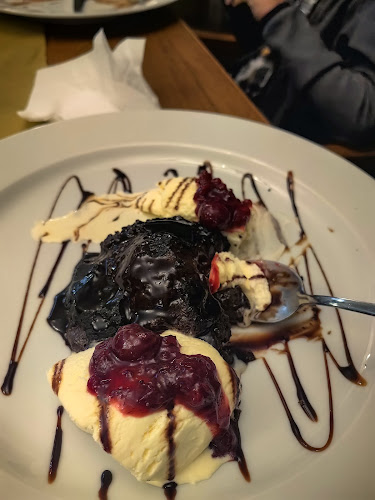 Opinii despre Epoque în Râmnicu Vâlcea - Gastronomie și ospitalitate