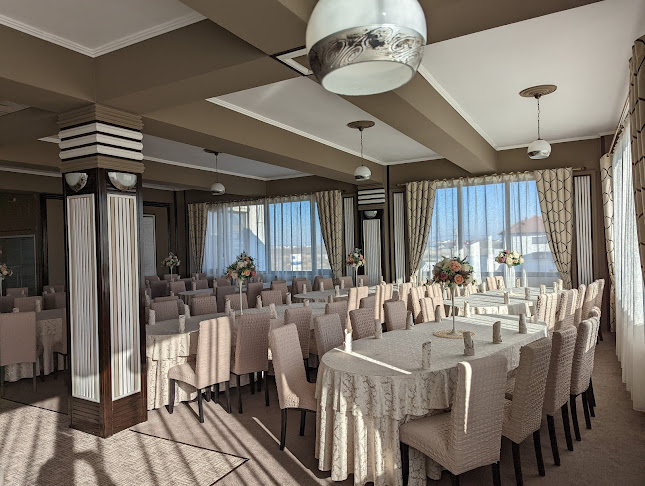 Opinii despre White House în Craiova - Gastronomie și ospitalitate