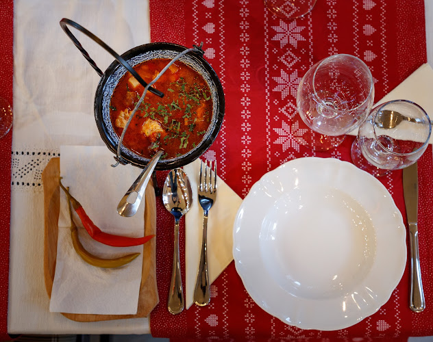 Opinii despre La Conac în Alba Iulia - Gastronomie și ospitalitate