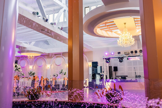Opinii despre Classic Ballroom în Vaslui - Gastronomie și ospitalitate