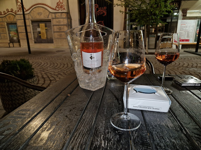 La Librarie, Trabucuri premium - Gastronomie și ospitalitate