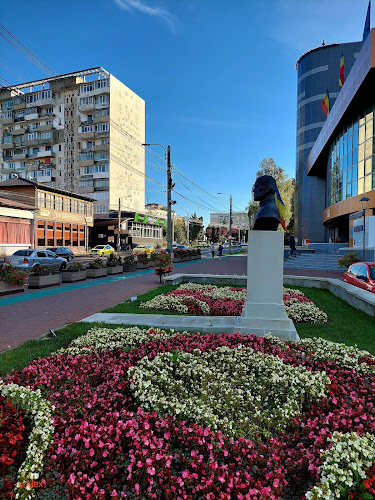 La bibliotecă - Gastronomie și ospitalitate