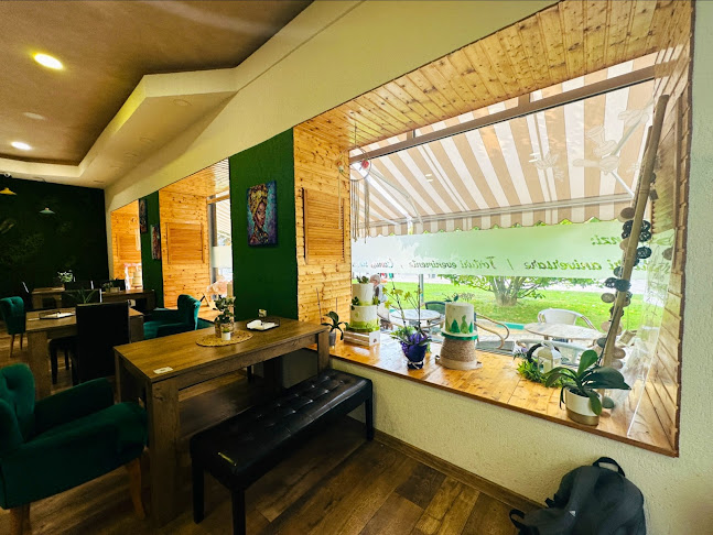 Comentarii opinii despre Un Băiat și o Fată Pitești