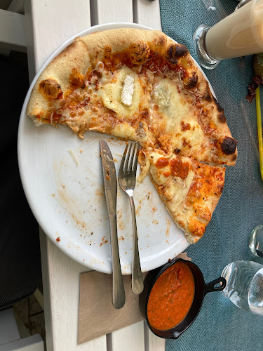 Livada - Gastronomie și ospitalitate