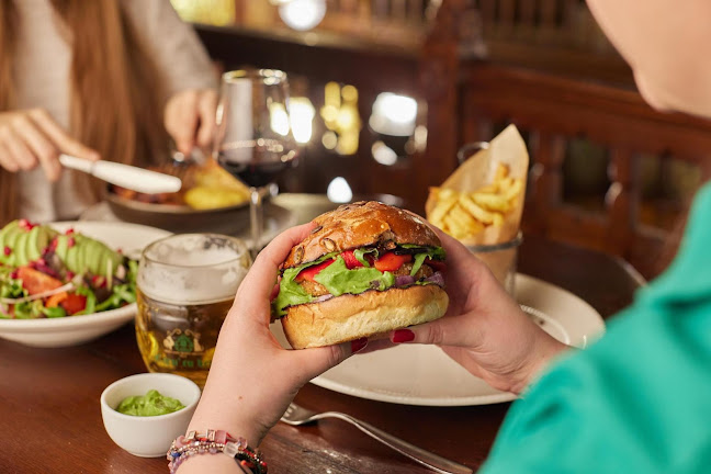 Caru' cu Bere - Gastronomie și ospitalitate