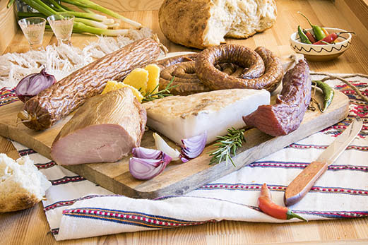 Opinii despre Produse Tradiționale de Carmangerie - I.F. Oancea în Tălmaciu - Gastronomie și ospitalitate