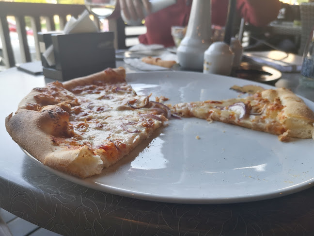 Victoria - Gastronomie și ospitalitate