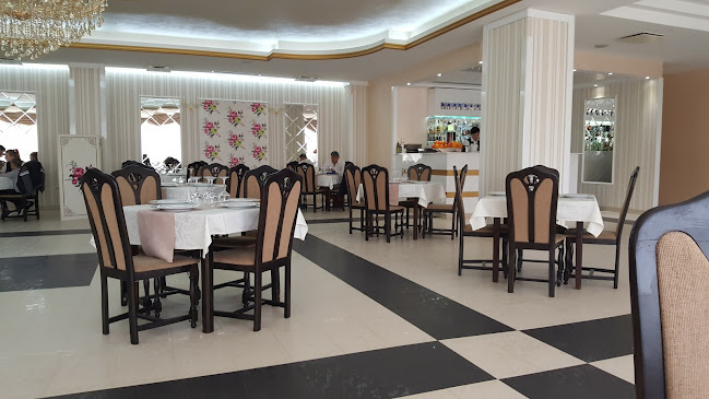 Opinii despre Casa Grande în Bacău - Gastronomie și ospitalitate