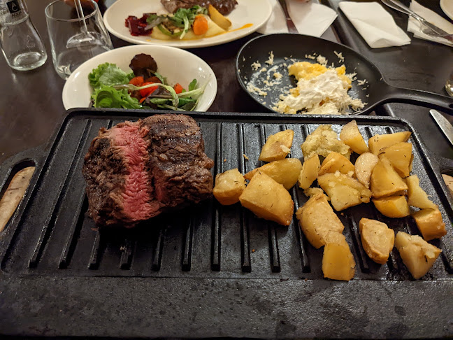 Caru' cu Bere - București