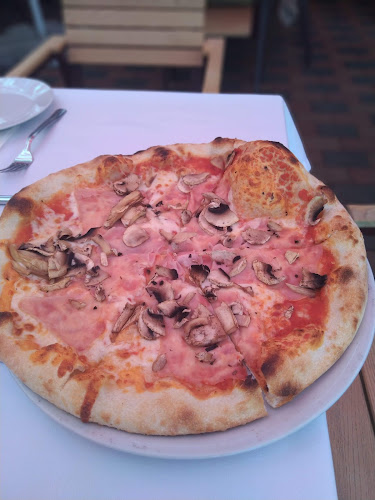 La Piazzetta Mureș - Gastronomie și ospitalitate