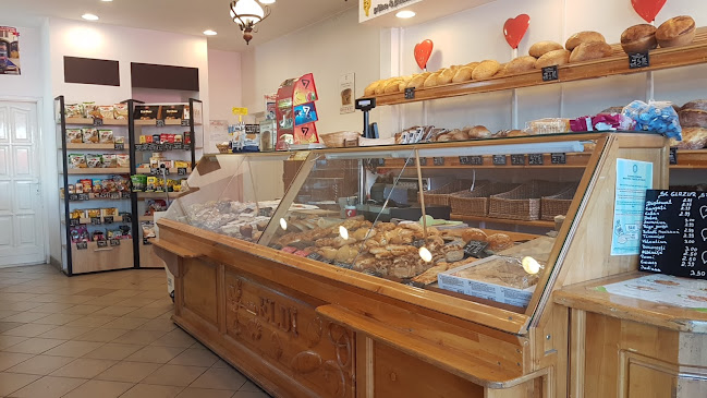 Opinii despre Brutăria Eldi Pékség - Piata Armatei în Târgu Mureș - Gastronomie și ospitalitate