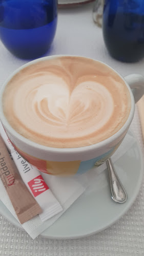 Strada Apollonia Hirscher 5, Brașov 500015