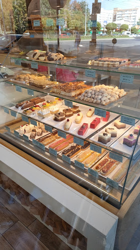 Opinii despre Cofetaria Mai Mult Decât Un Dulce by Ana State ( Veteranilor ) în București - Gastronomie și ospitalitate