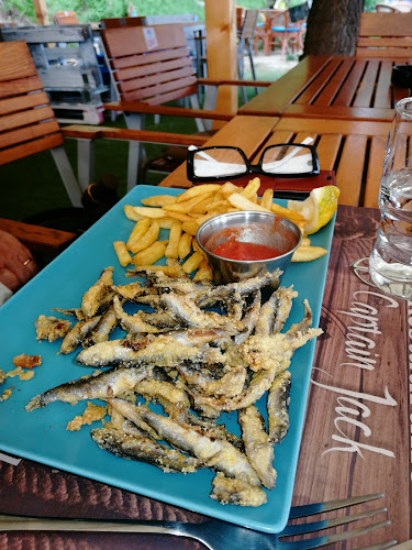 Opinii despre Captain Jack în Galați - Gastronomie și ospitalitate