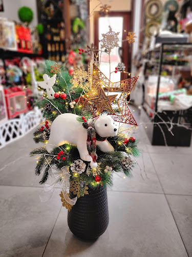 Opinii despre CAMELIA.atelier de flori în Chinteni - Gastronomie și ospitalitate