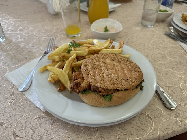 Comentarii opinii despre Redhouse Arad