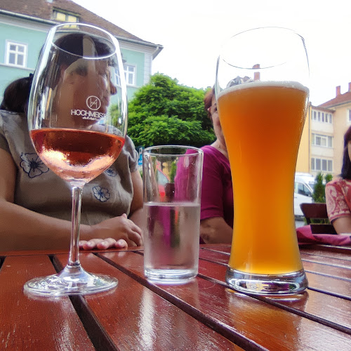 Hochmeister delikat'essen - Gastronomie și ospitalitate