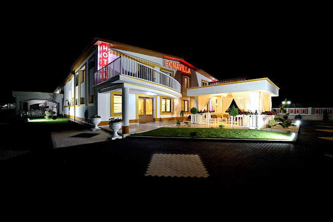Bonavilla Complex - Gastronomie și ospitalitate