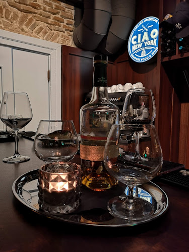 Opinii despre Ciao New York în Cluj-Napoca - Gastronomie și ospitalitate