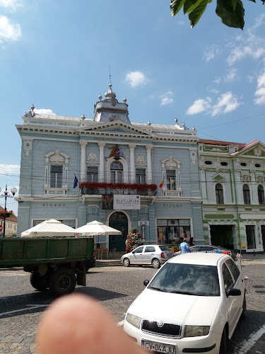 Perecvásárhely - Gastronomie și ospitalitate