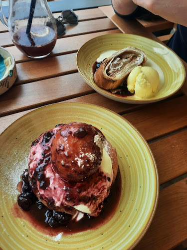 Comentarii opinii despre La Ceaun - Piata Sfatului