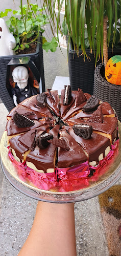 Comentarii opinii despre K O S M I K