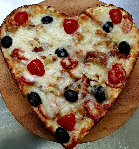 Opinii despre Restaurant Rascruce în Oravița - Gastronomie și ospitalitate