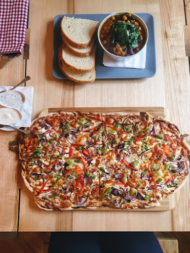 Hochmeister delikat'essen - Gastronomie și ospitalitate