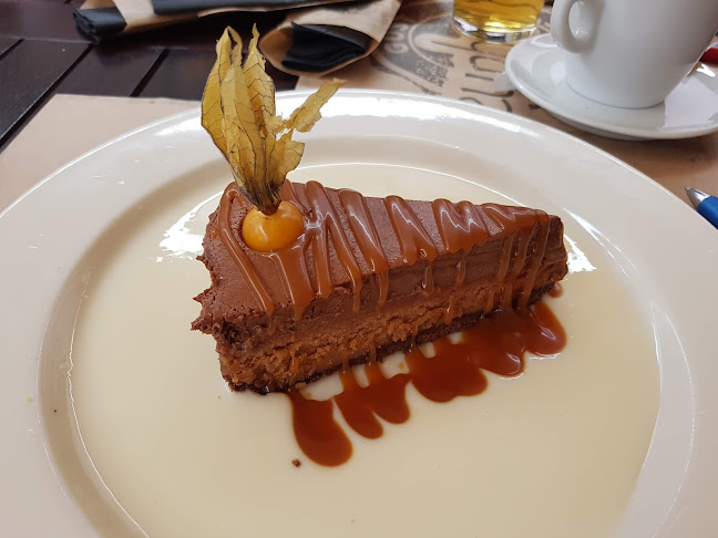 Opinii despre Euphoria Biergarten Arad în Arad - Gastronomie și ospitalitate