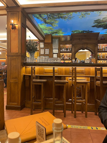 ROUTE 60 Restaurant Pensiune DN1 E60 Ciucea - Gastronomie și ospitalitate