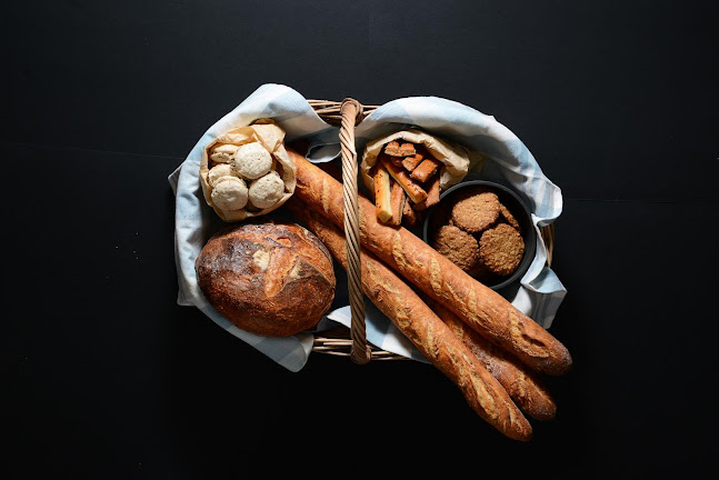 Opinii despre Băcănia Companion în București - Gastronomie și ospitalitate