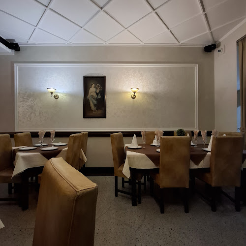 Restaurant Transilvania ( Sori Bar)