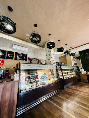 Comentarii opinii despre Un Băiat și o Fată Pitești