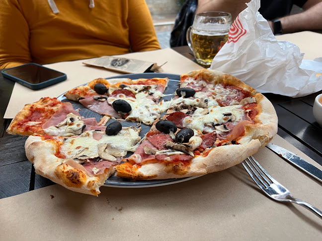 Opinii despre Euphoria Biergarten Arad în Arad - Gastronomie și ospitalitate