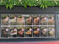 Opinii despre Hollywood Shaorma & Hollywood Wash Car în Fălticeni - Gastronomie și ospitalitate