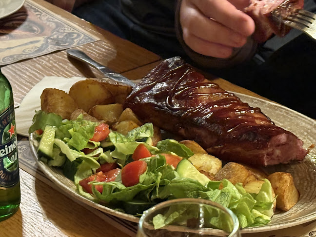 Opinii despre Bistro Junior în Buzău - Gastronomie și ospitalitate