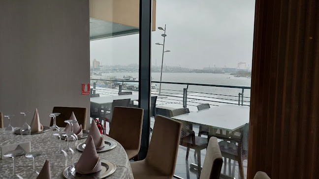 Restaurant Delta Tulcea in incinta hotelului Delta - Gastronomie și ospitalitate