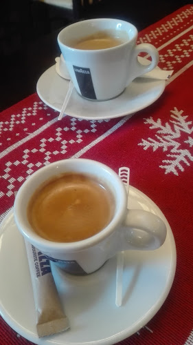 No Comment - Curtea de Argeș