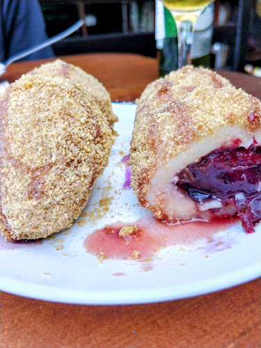 Strada Theodor Aman 9, Sinaia 106100