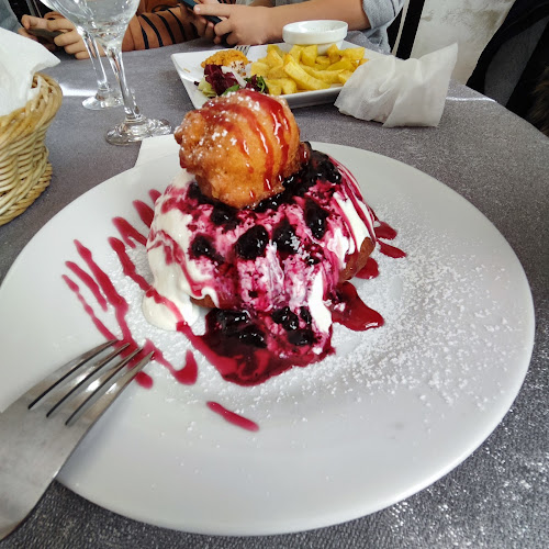 Comentarii opinii despre Pensiune - Restaurant - Pizzerie 2 Pauni