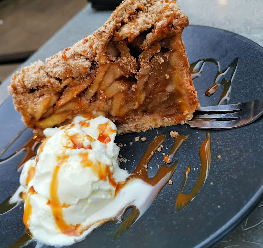 Casa Heliade - Gastronomie și ospitalitate