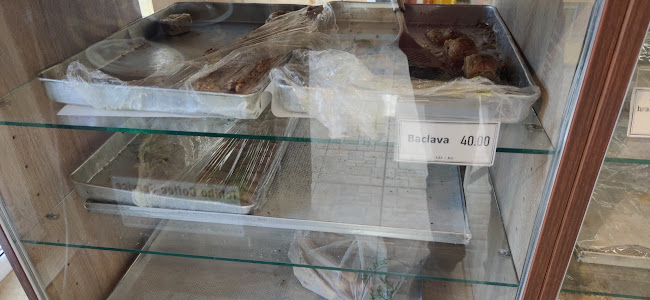 Opinii despre Cuptor rustic pe vatra în Popești-Leordeni - Gastronomie și ospitalitate