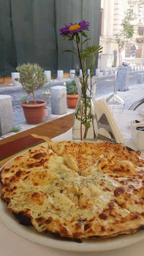 La Famiglia - Gastronomie și ospitalitate