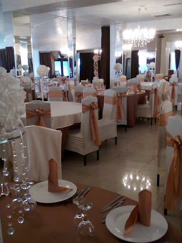 Dovinot Piscină - Gastronomie și ospitalitate